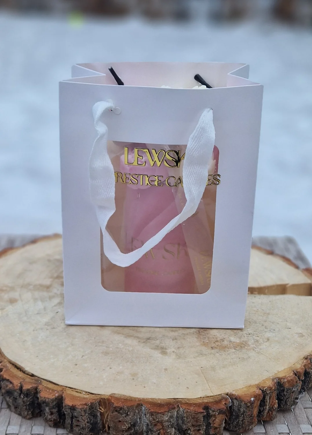 Flowerbox S mini pąki i 3 róże beżowe