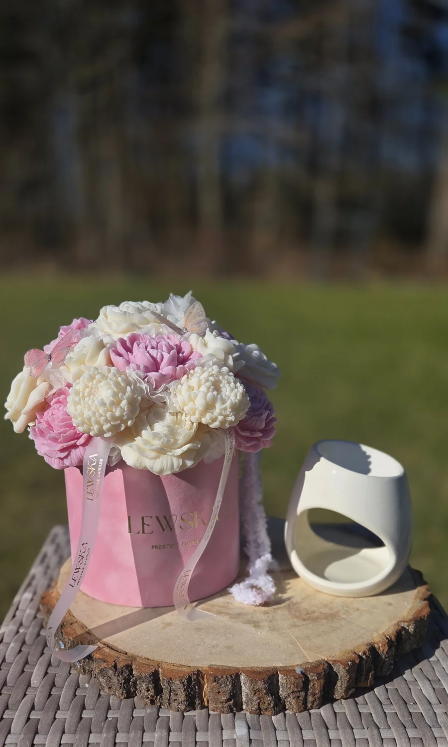 Flowerbox L pudrowy róż- mix biało- rożwy