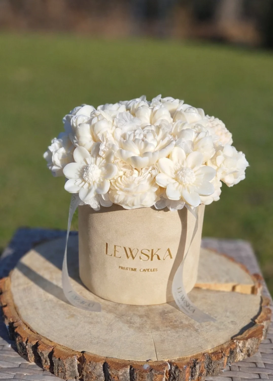 Flowerbox L - mix  białych kwiatów 