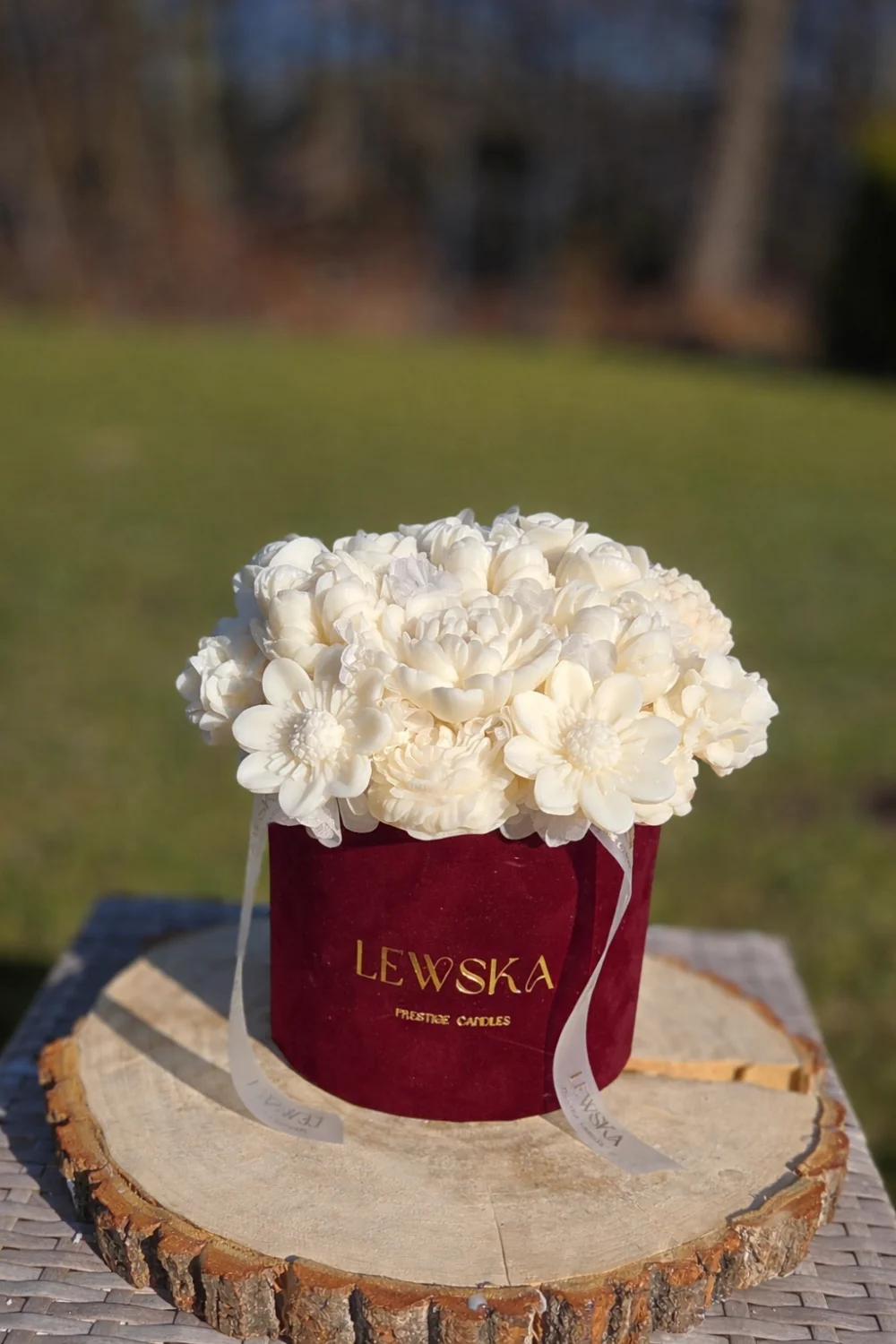 Flowerbox L - mix  białych kwiatów 