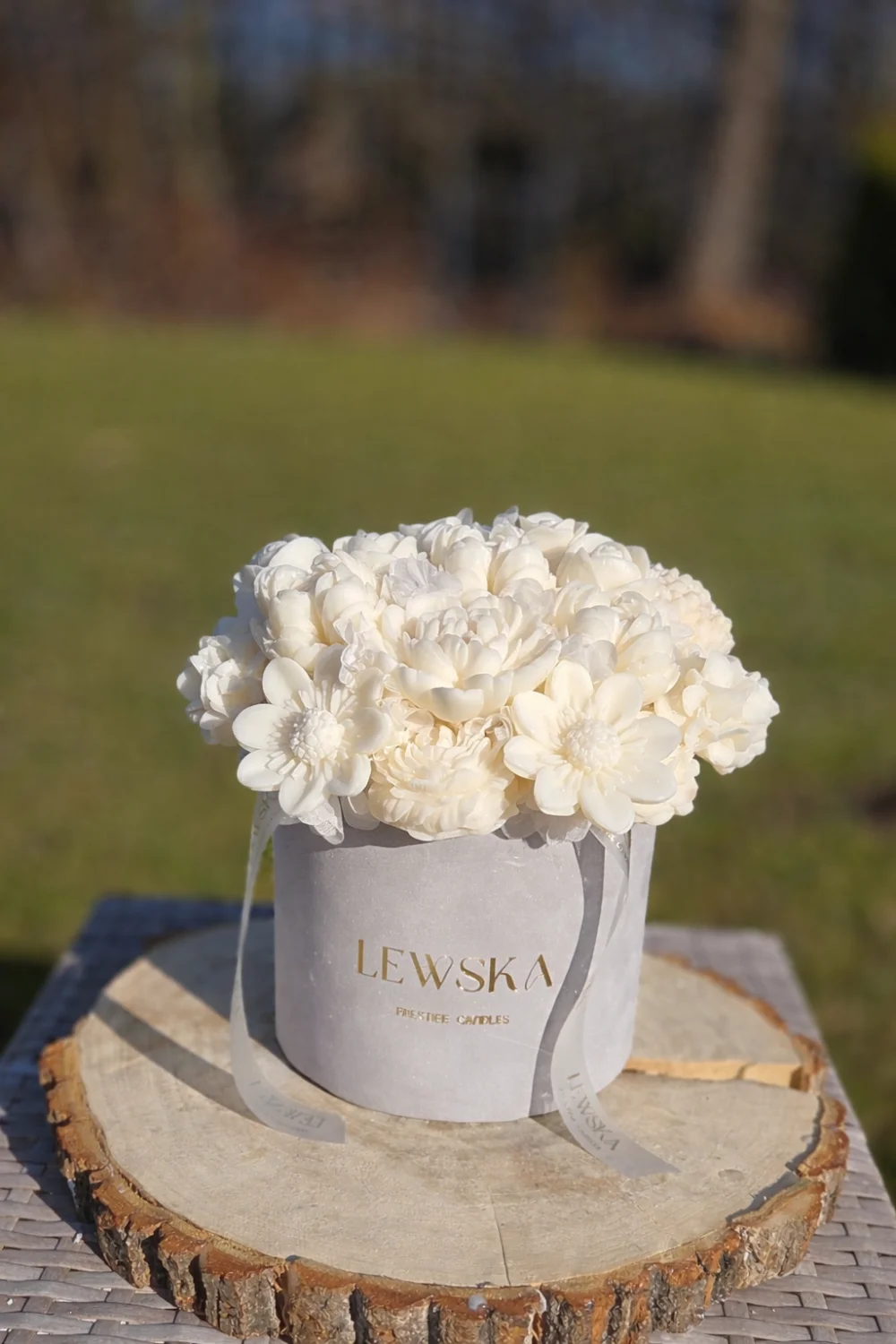 Flowerbox L - mix  białych kwiatów 