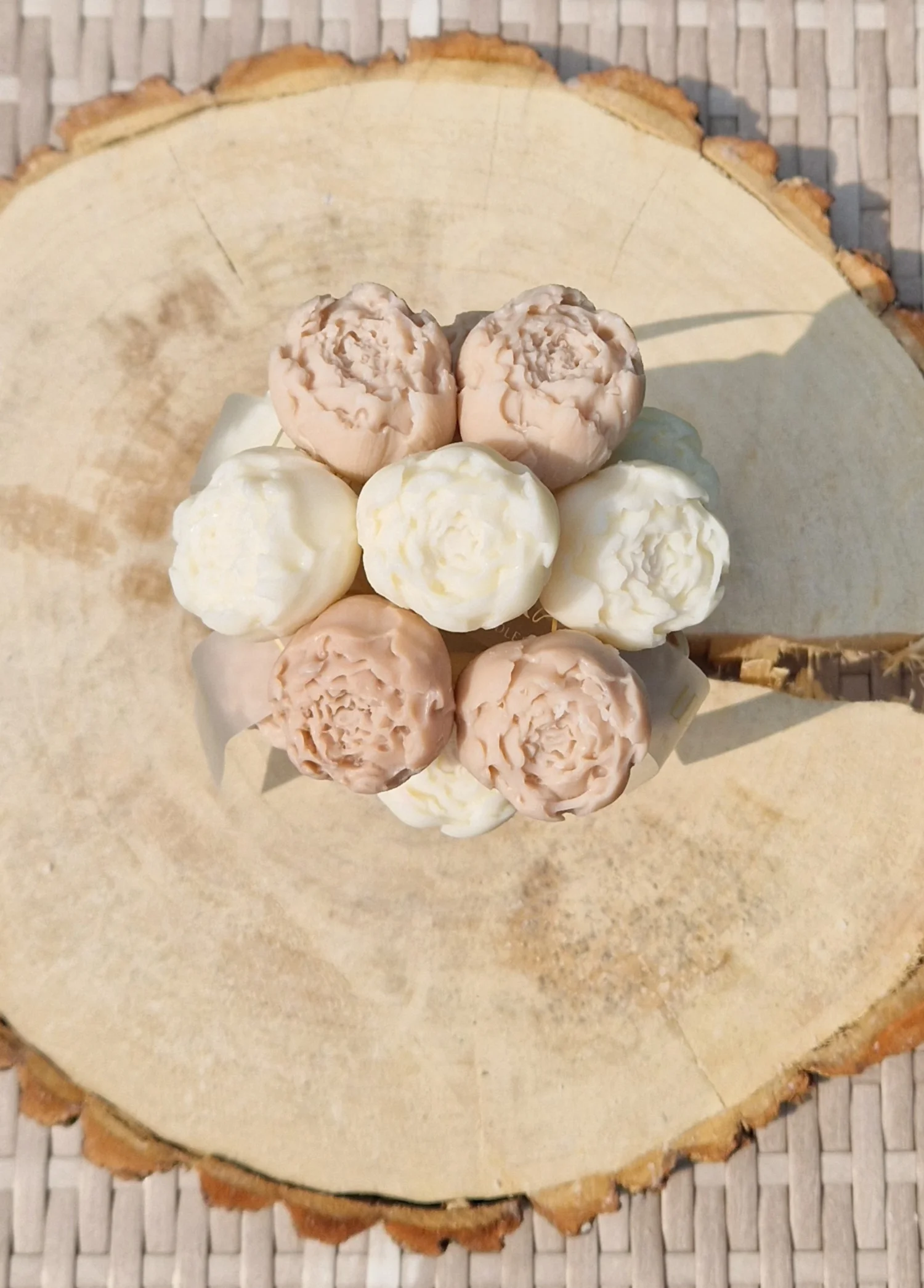 Flowerbox  S-  biało- beżowe mini pąki